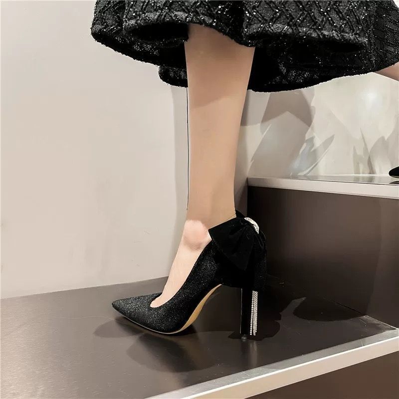 Scarpe da donna nere con fiocc - Women Shoes Quick Delivery recensione e prezzo