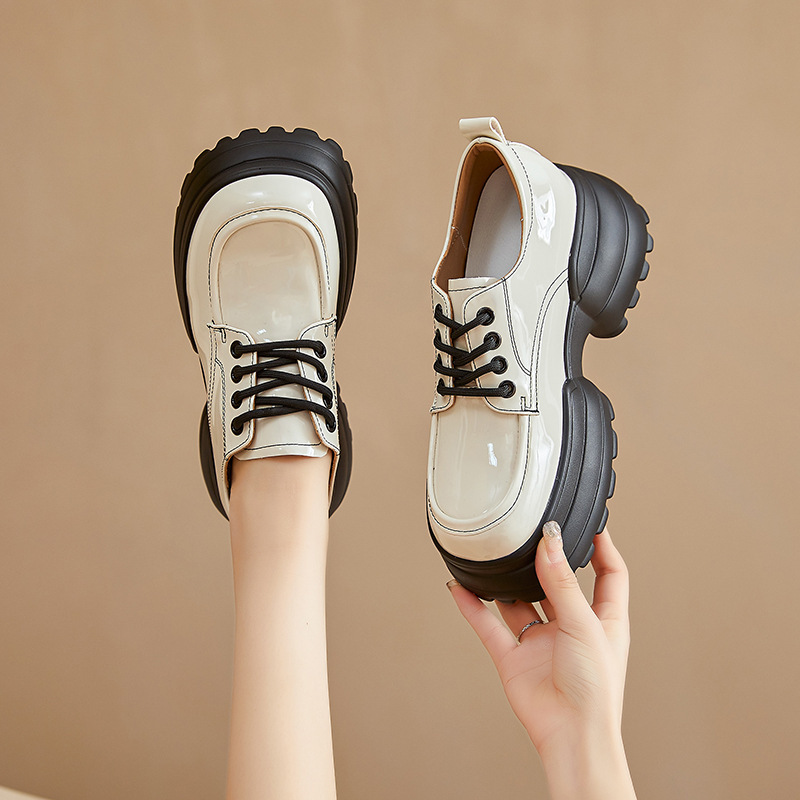 Décolleté di alta marca in pel - Women Shoes Japanese Brand recensione e prezzo